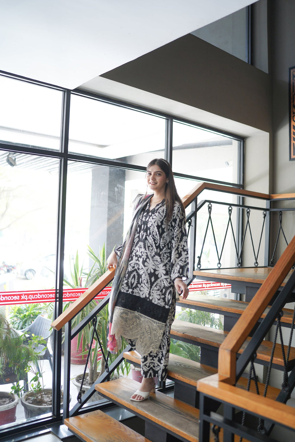 Arina – Silky Lawn 3PC