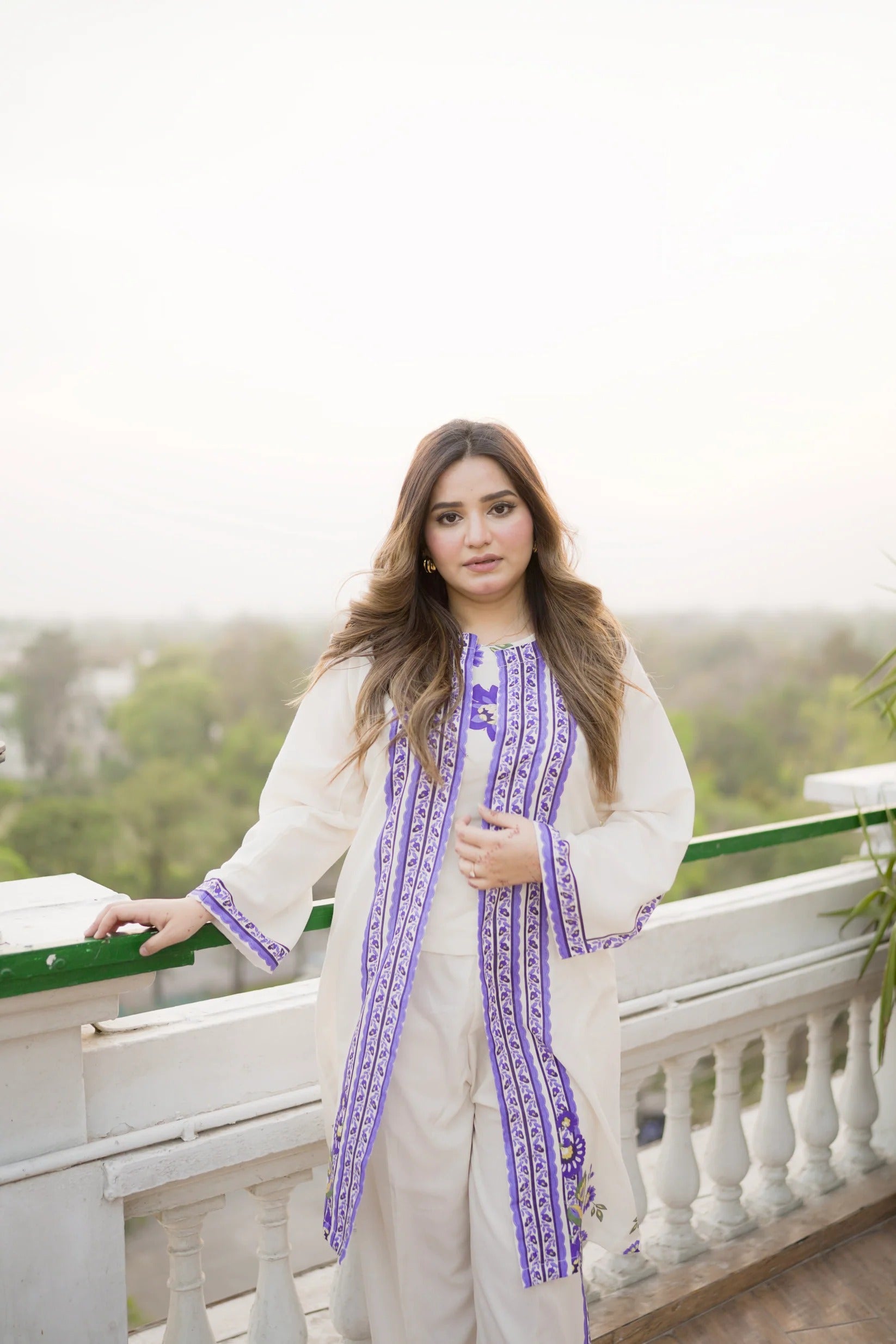 Inzia – Silky Lawn 3PC Suit