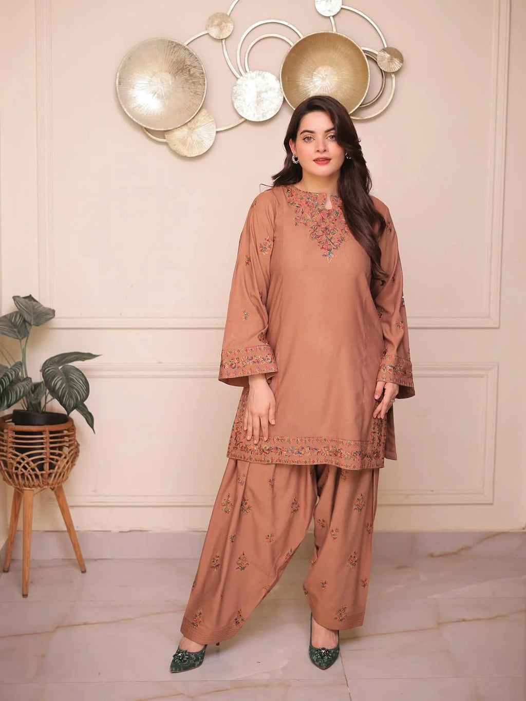 Sienna Noor – Multicolor Embroidered 2-Piece Set