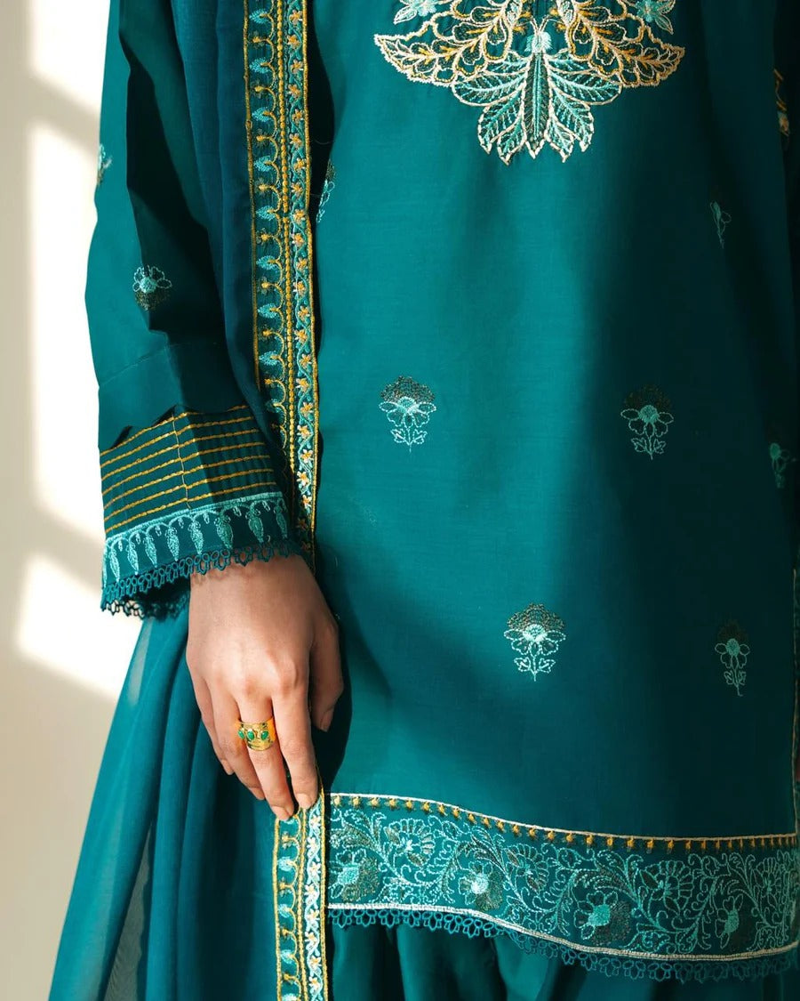 Zarminé Lawn – Embroidered Farshi 3-Piece Suit