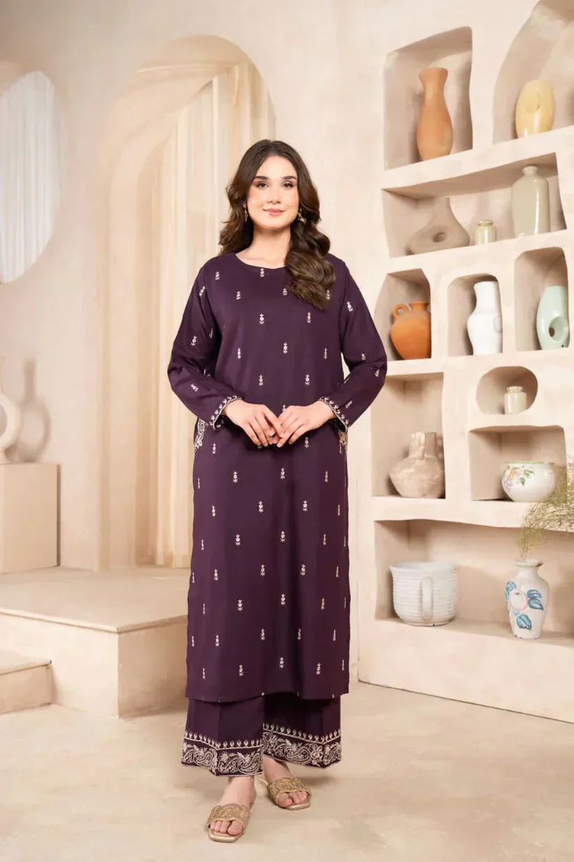 Velora Bloom – Embroidered 2-Piece Set