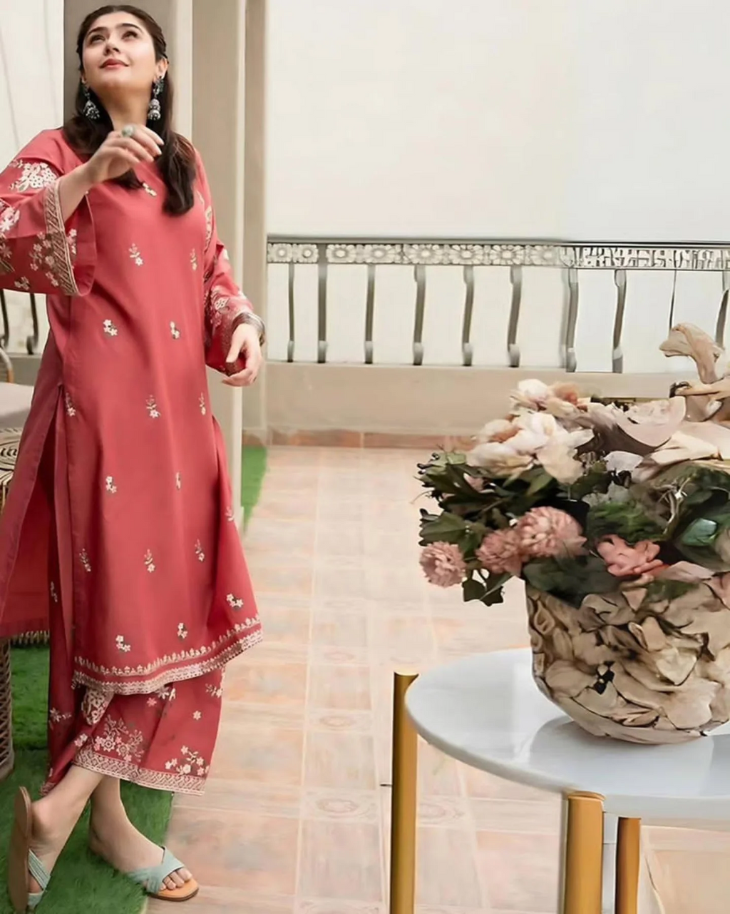 Ariyah Luxe Cotton – Embroidered Co-Ord Set