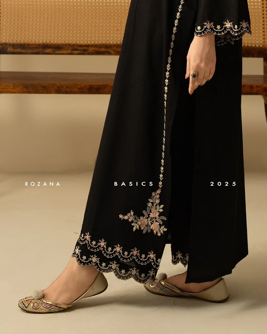 Celestia Stone – 2PC Linen Set