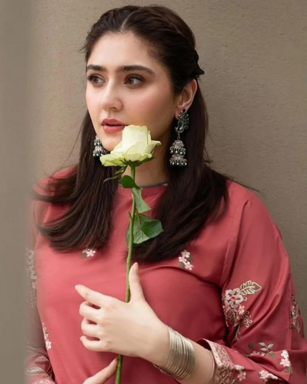 Ariyah Luxe Cotton – Embroidered Co-Ord Set