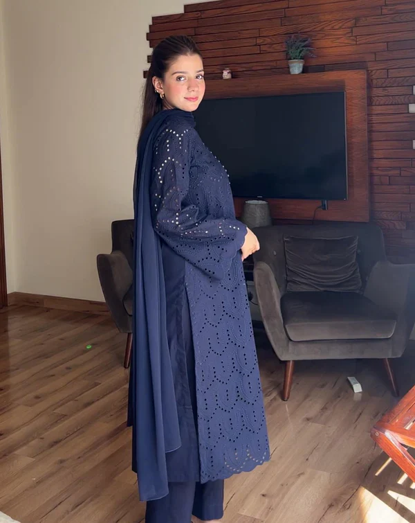 NEELAM CHIKANKARI – EMBROIDERED 3PC SUIT