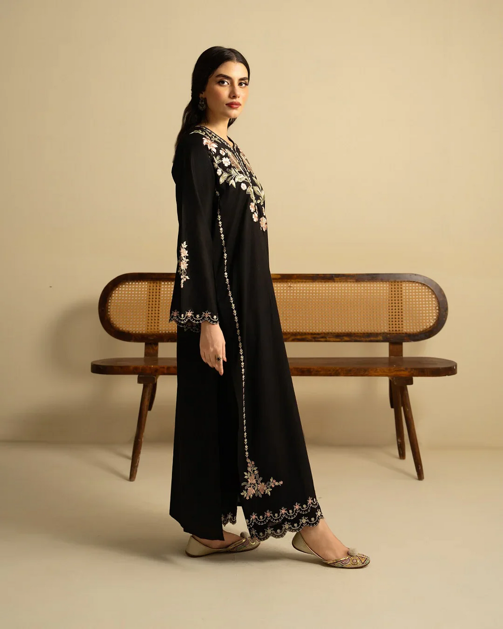 Celestia Stone – 2PC Linen Set