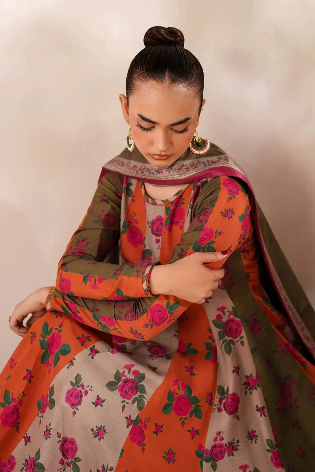 ZAHRA SUNSET – FROCK STYLE 3PC SUIT