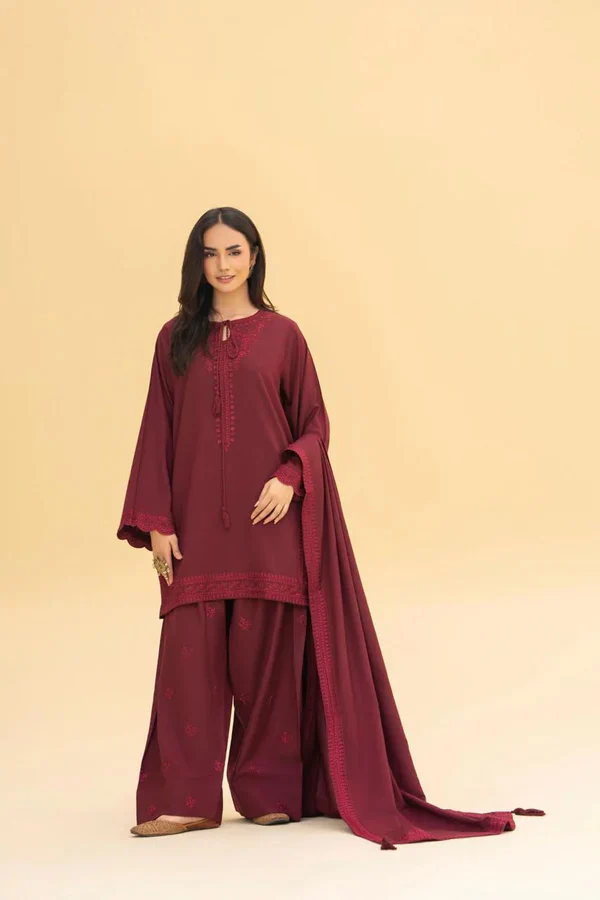 Durmaan Zareen – 3PC Traditional Farshi Suit