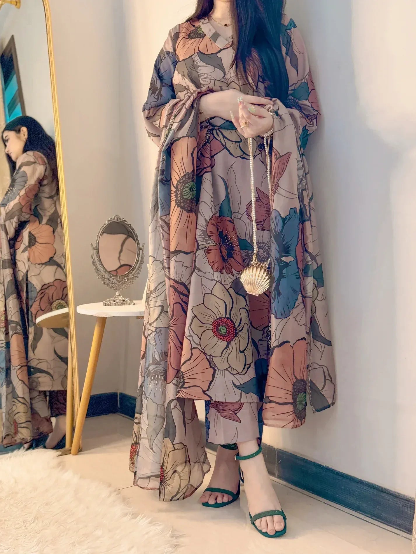 Laleen Skin – Khaddar 3PC Suit