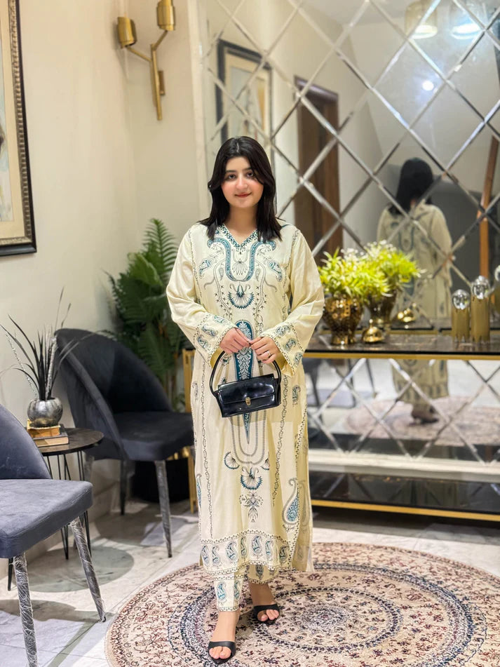 Nooréline Ivory – Winter Pret 2PC