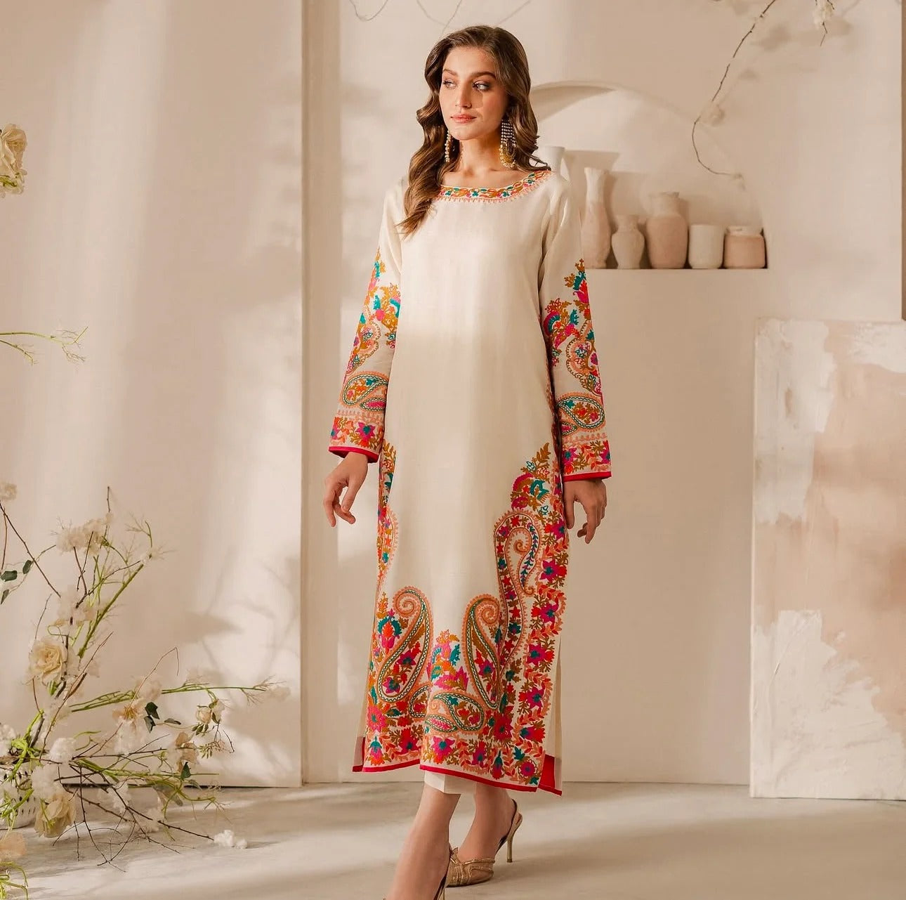Beyaz Bloom – Printed Silky Lawn 3PC