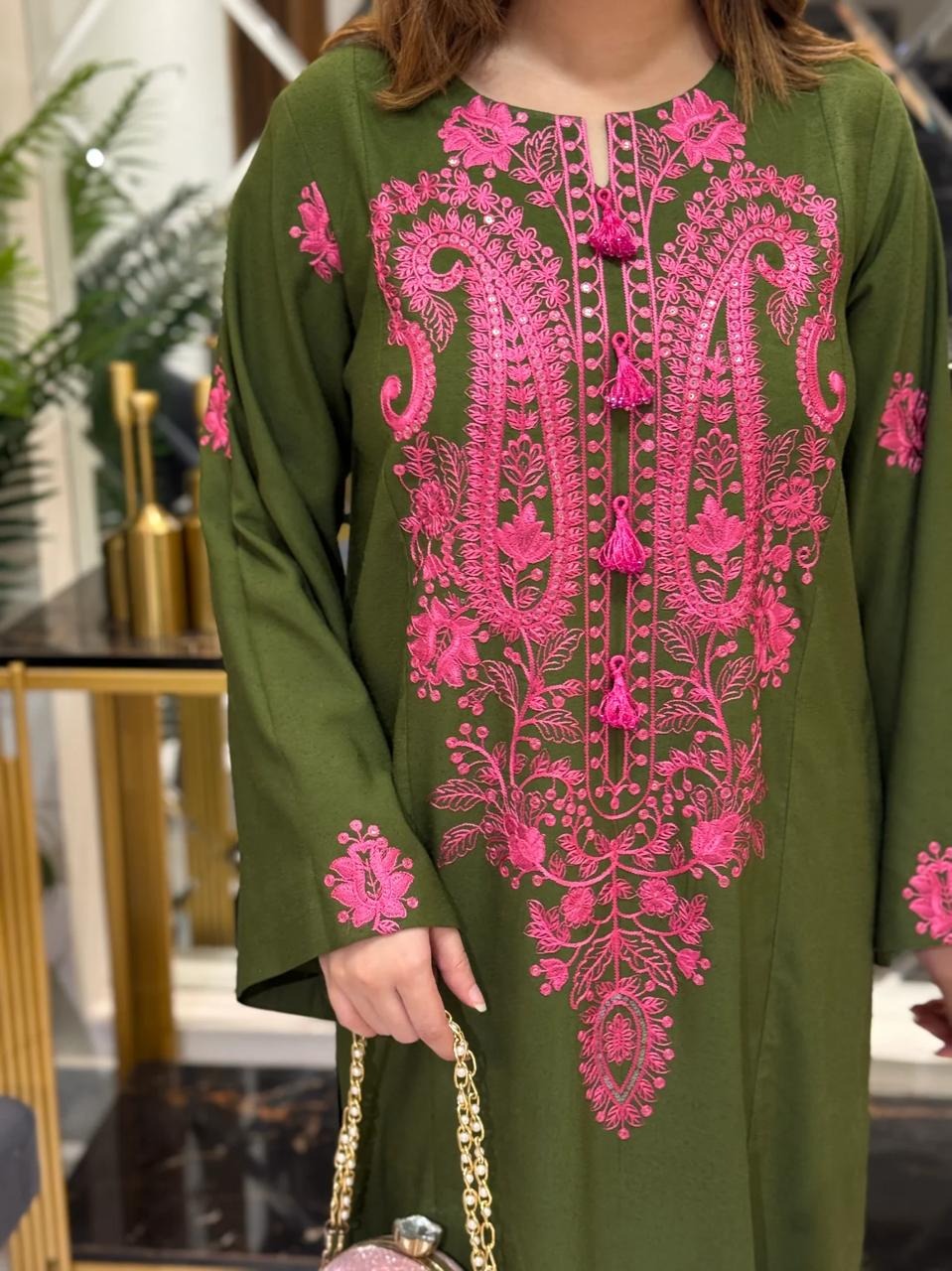 Durmaan Shimmer – Sequin Embroidered Linen 2-Piece Set